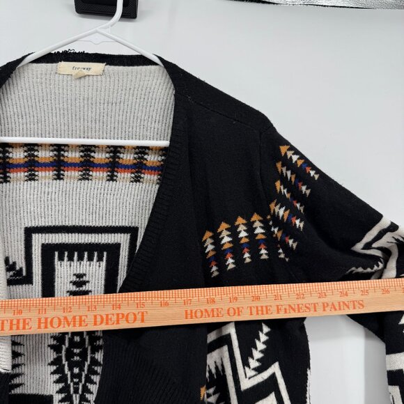 Freeway Aztec print cardigan Womens Sweater Medium Black Layer Open Front - Picture 7 of 9